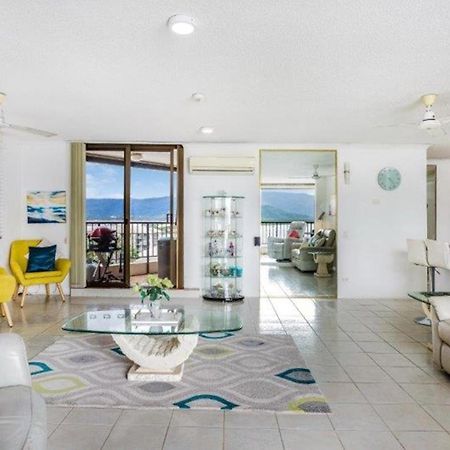 Cairns Ocean View Apartment In Aquarius Экстерьер фото