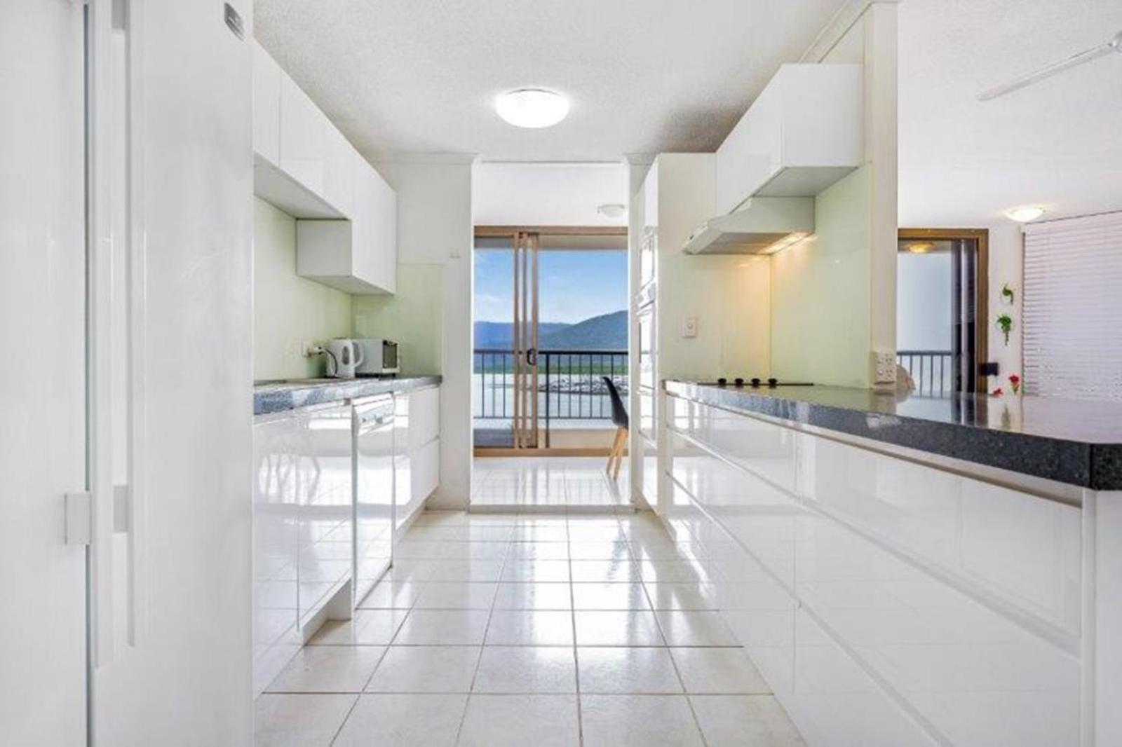 Cairns Ocean View Apartment In Aquarius Экстерьер фото